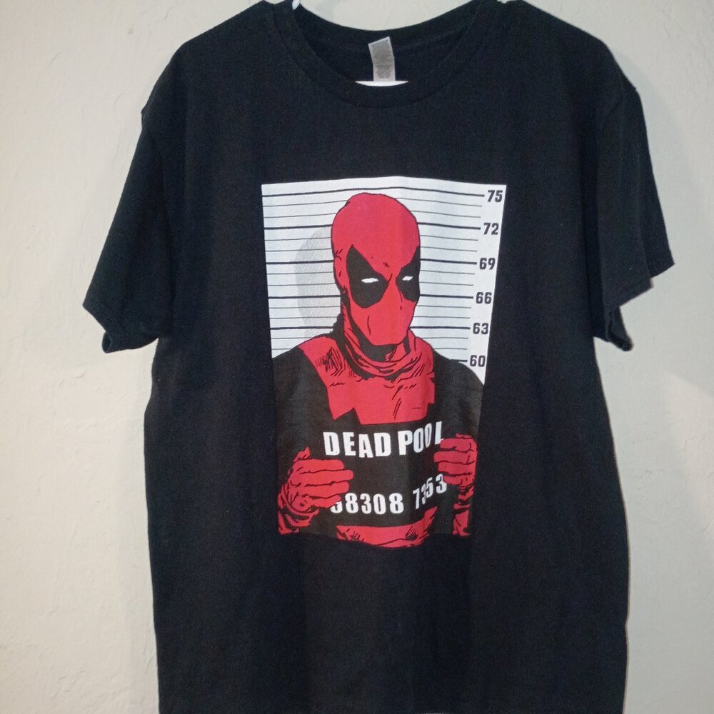 Deadpool Graphic T Shirt Men Large Black Marvel Mugshot Gildan Short Sleeve